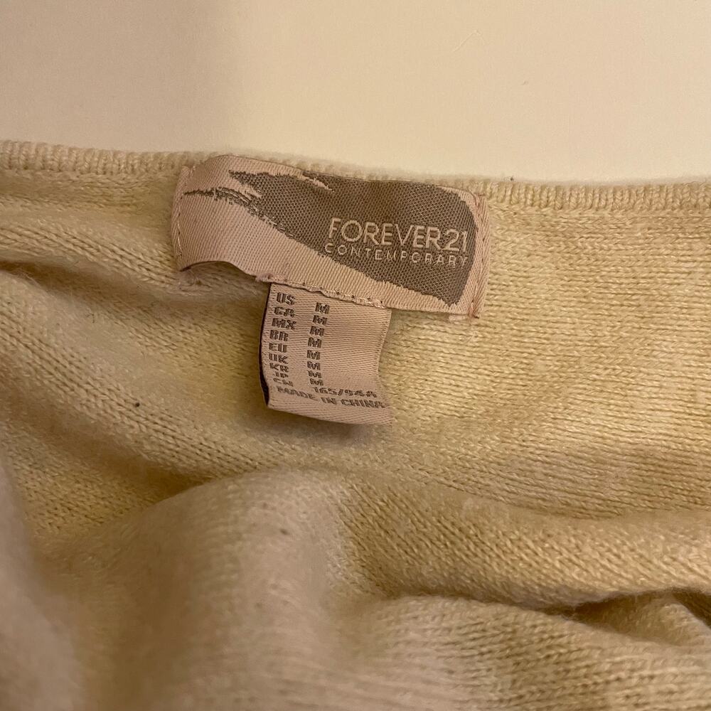 SALE!! Forever 21 cream crossover slouchy sweater women's size Medium FALL! - Picture 2 of 4